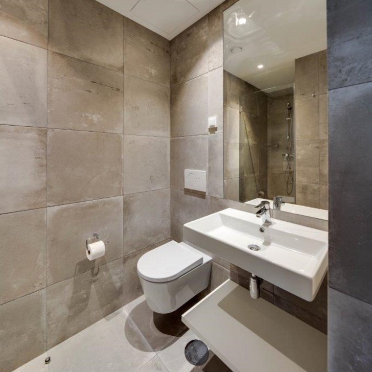 Residencia Porto Asprela, baño con cisterna empotrada Geberit (© Milestone)