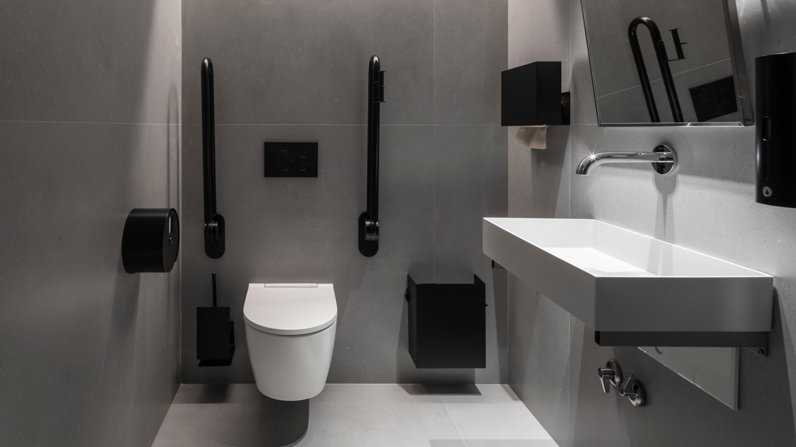 Instalación fácil baños Caja Rural del Sur © Javier Orive www.javierorive.com