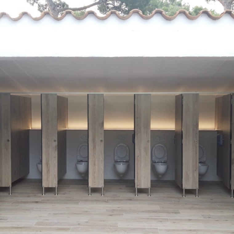 Baños camping King's con Geberit Baños camping King's con Geberit