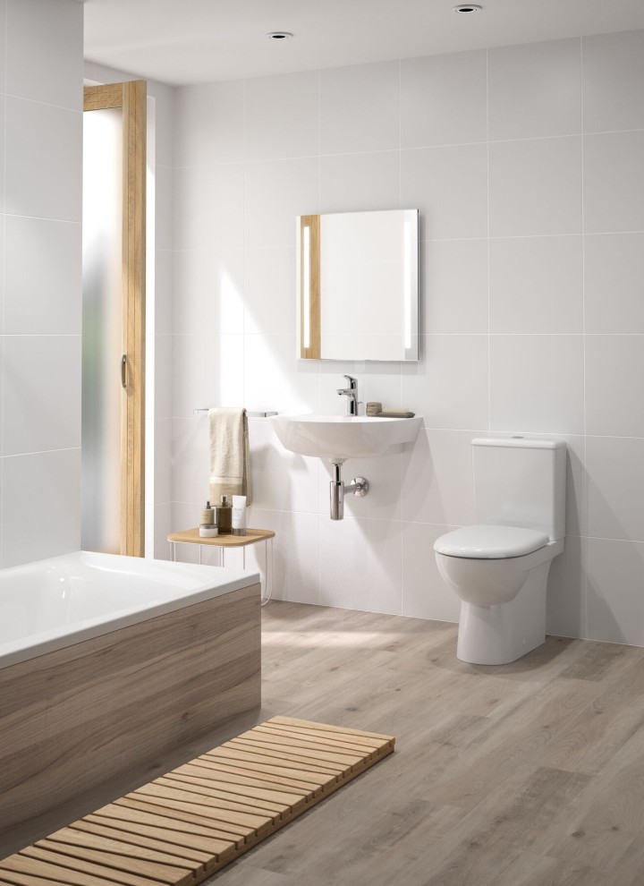 Baño con cisterna cerámica vista Baño con cisterna cerámica vista