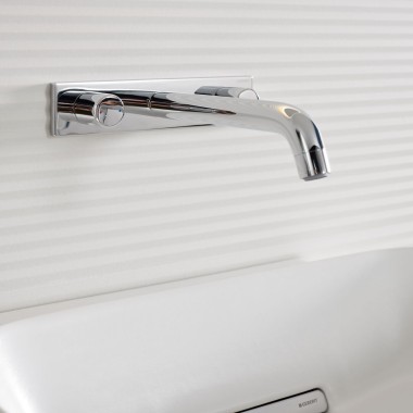 Grifo mural Geberit ONE cromado para lavabos de baño Grifo mural Geberit ONE cromado para lavabos de baño