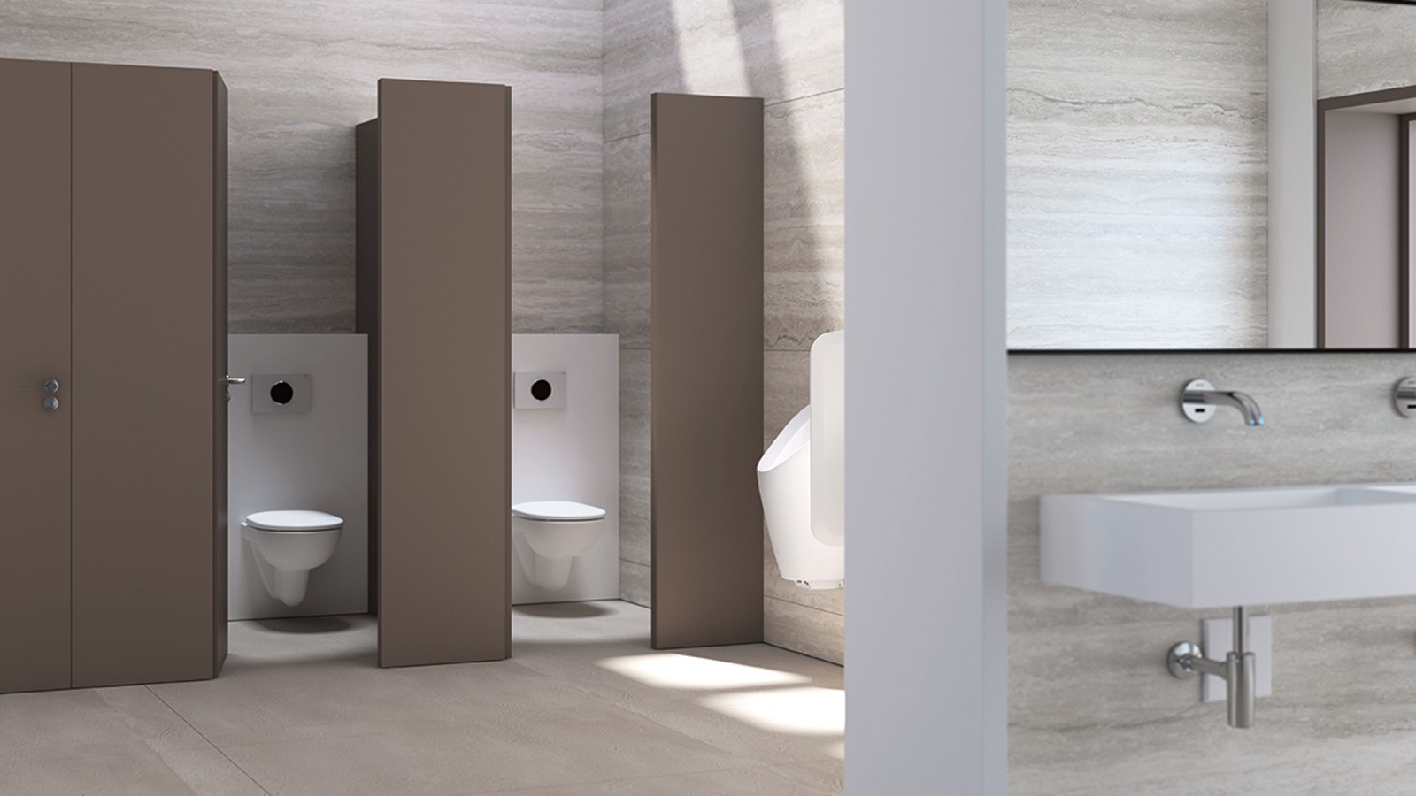 Inodoro público con cisterna, pulsadores y urinarios Geberit