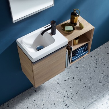 Lavabo Geberit iCon con mueble bajo para el baño de invitados Lavabo Geberit iCon con mueble bajo para el baño de invitados