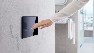 Pulsador Geberit Sigma80 square, con descarga sin contacto