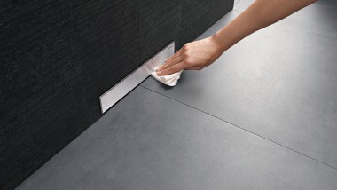 Geberit Wall Drain para duchas de obra integradas en el pavimento (© Geberit)