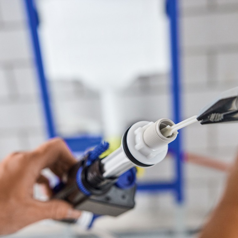 Mecanismo de alimentación Geberit serie 323: filtro fácil de reemplazar