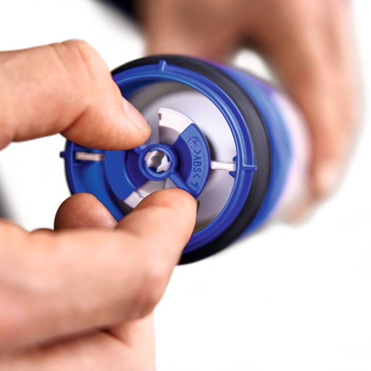 Regulador de velocidad del agua de descarga en el mecanismo Geberit serie 208 (© Geberit) Regulador de velocidad del agua de descarga en el mecanismo Geberit serie 208 (© Geberit)