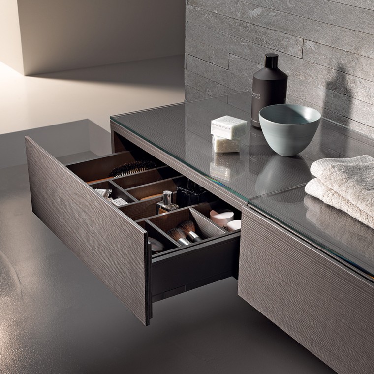 Mueble Geberit Xeno² con cajón abierto Mueble Geberit Xeno² con cajón abierto