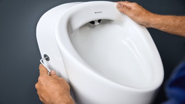Urinario Selnova: tecnología de instalación sencilla
