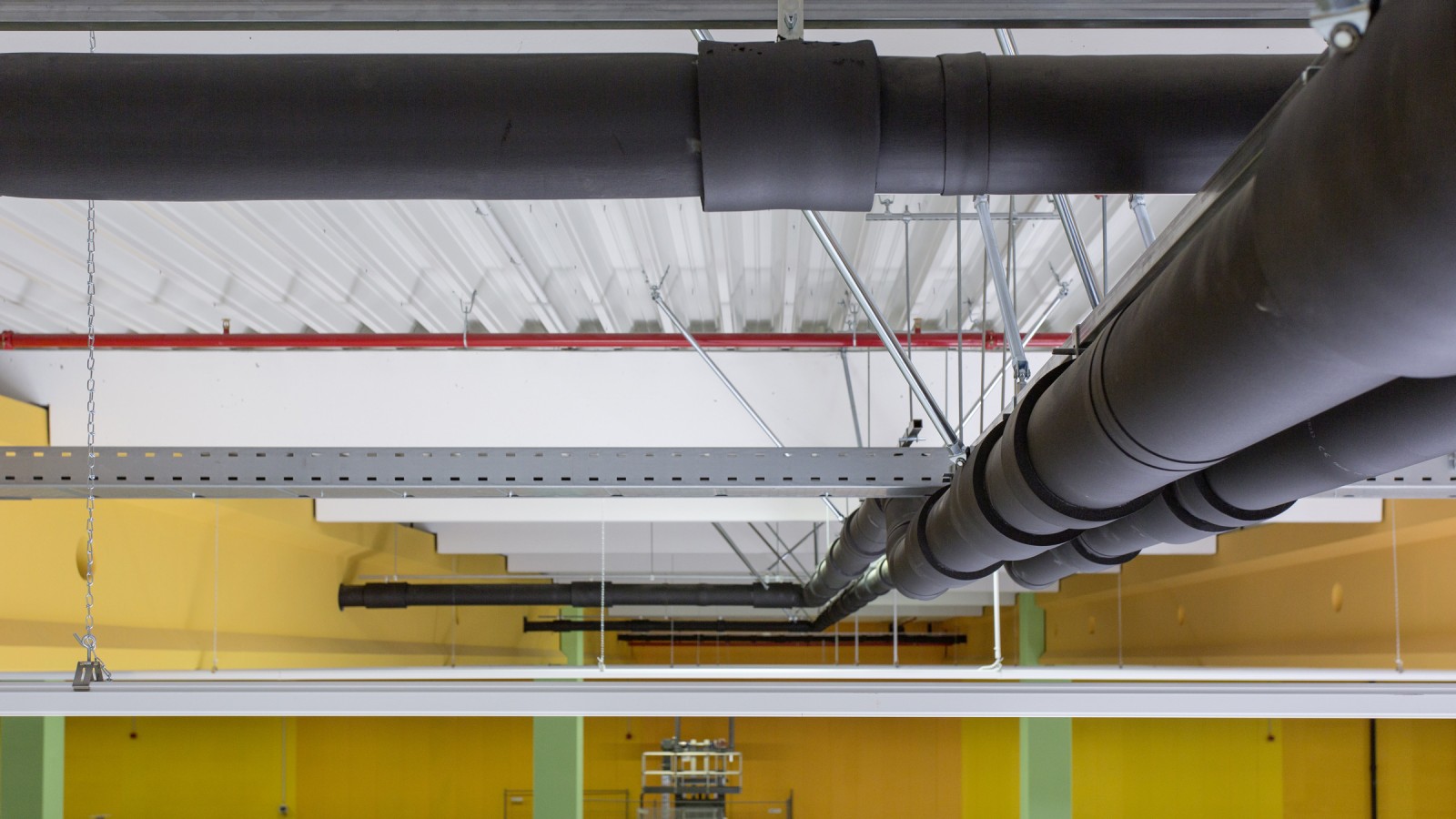 Tuberías Geberit PE en un sistema de drenaje de cubierta con Geberit Pluvia