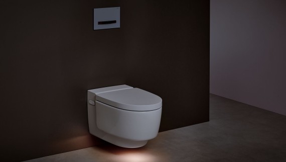Geberit AquaClean Mera con luz de orientación Geberit AquaClean Mera con luz de orientación