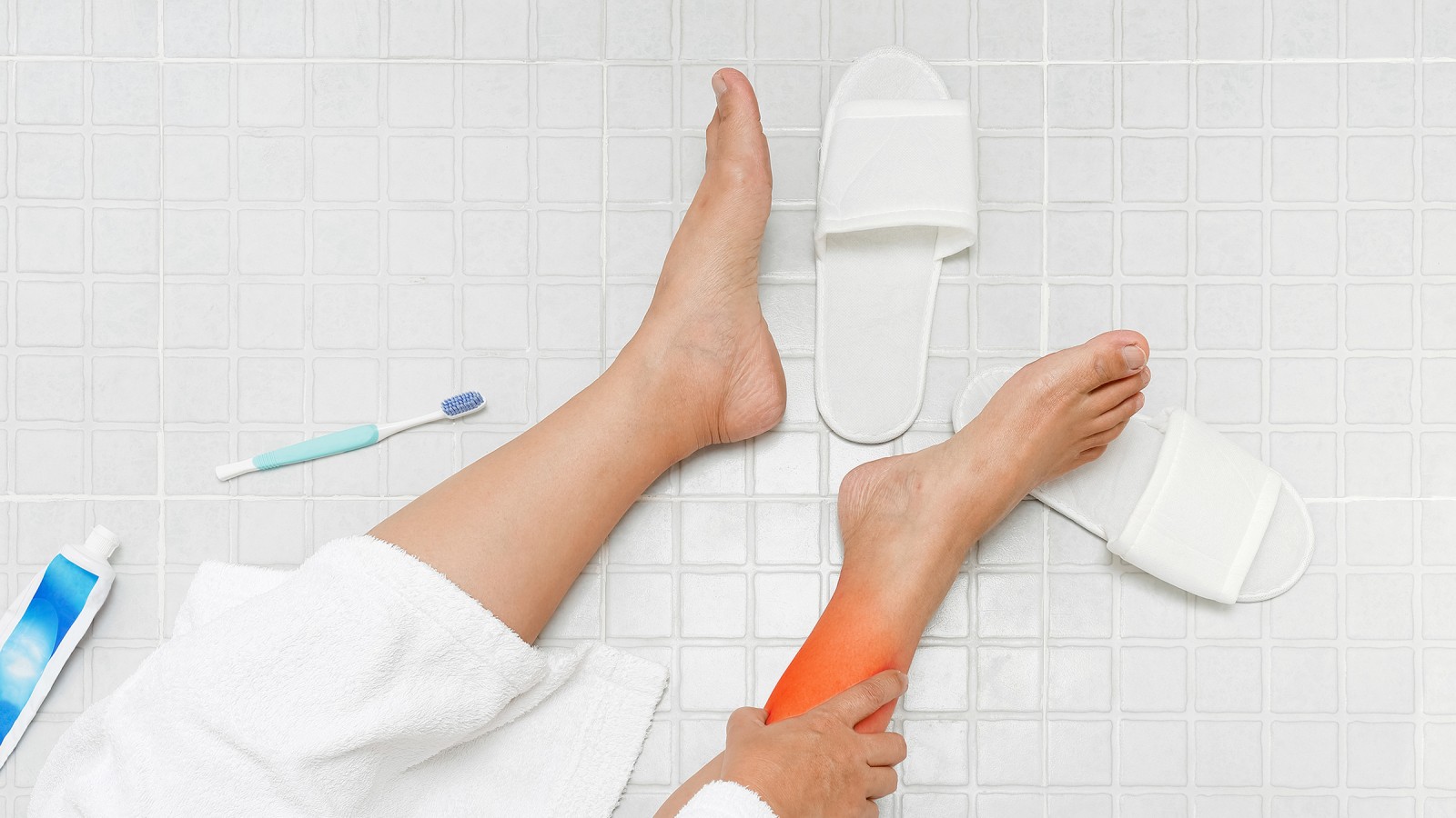 Riesgo de caídas en el baño: la elección correcta del material es crucial Riesgo de caídas en el baño: la elección correcta del material es crucial