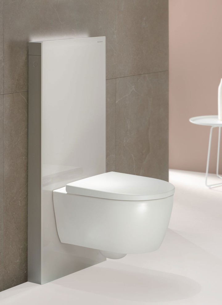 Geberit Monolith Plus es una cisterna diseñada para colocarse delante de la pared Geberit Monolith Plus es una cisterna diseñada para colocarse delante de la pared