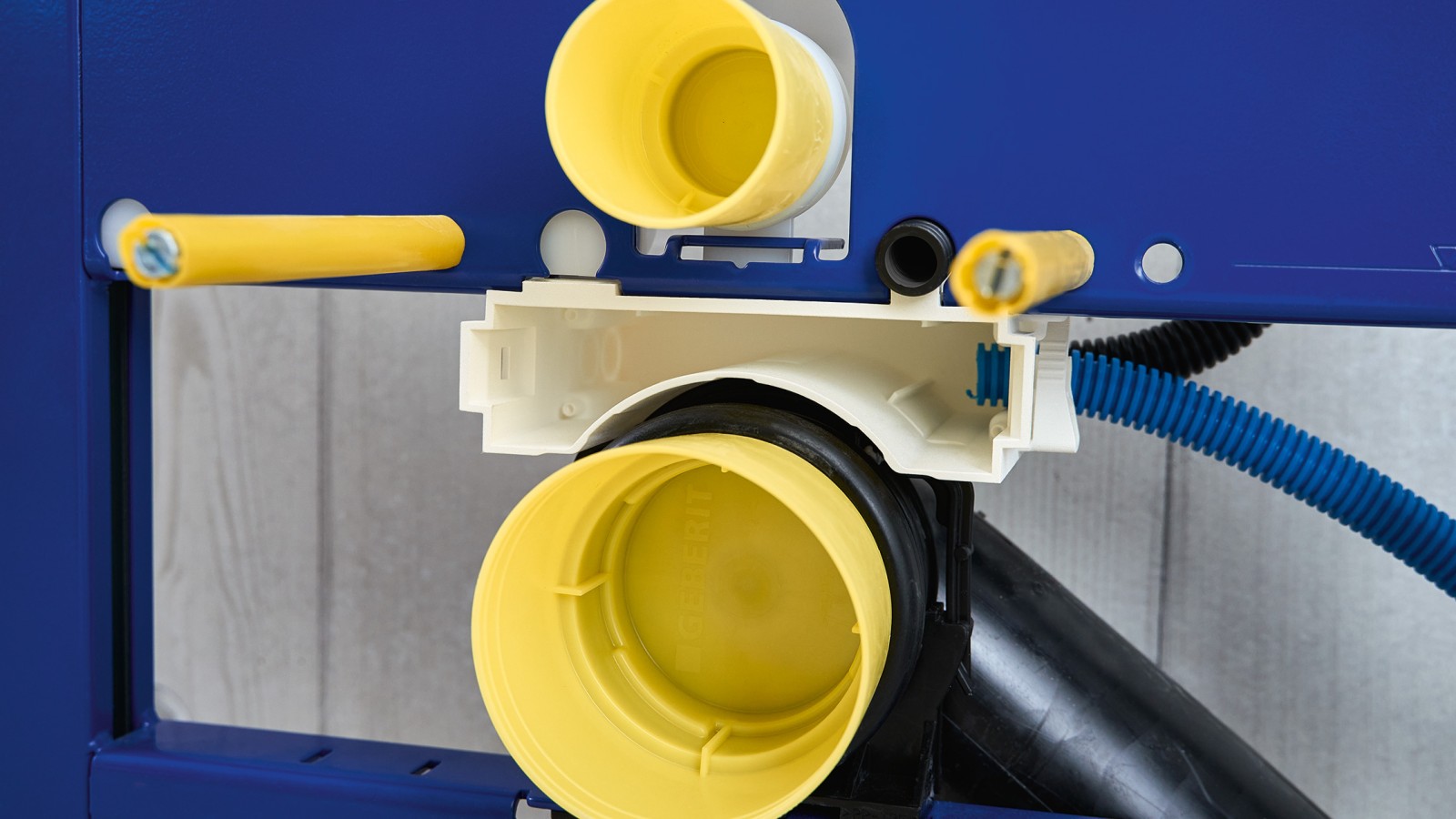 Geberit Duofix con la caja de conexiones para agua y electricidad Geberit Duofix con la caja de conexiones para agua y electricidad