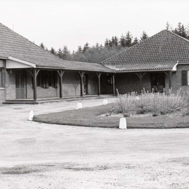 Un campo de refugiados convertido en lugar de encuentro y recuerdo (© Blåvandshuk Local History Archive) Un campo de refugiados convertido en lugar de encuentro y recuerdo (© Blåvandshuk Local History Archive)