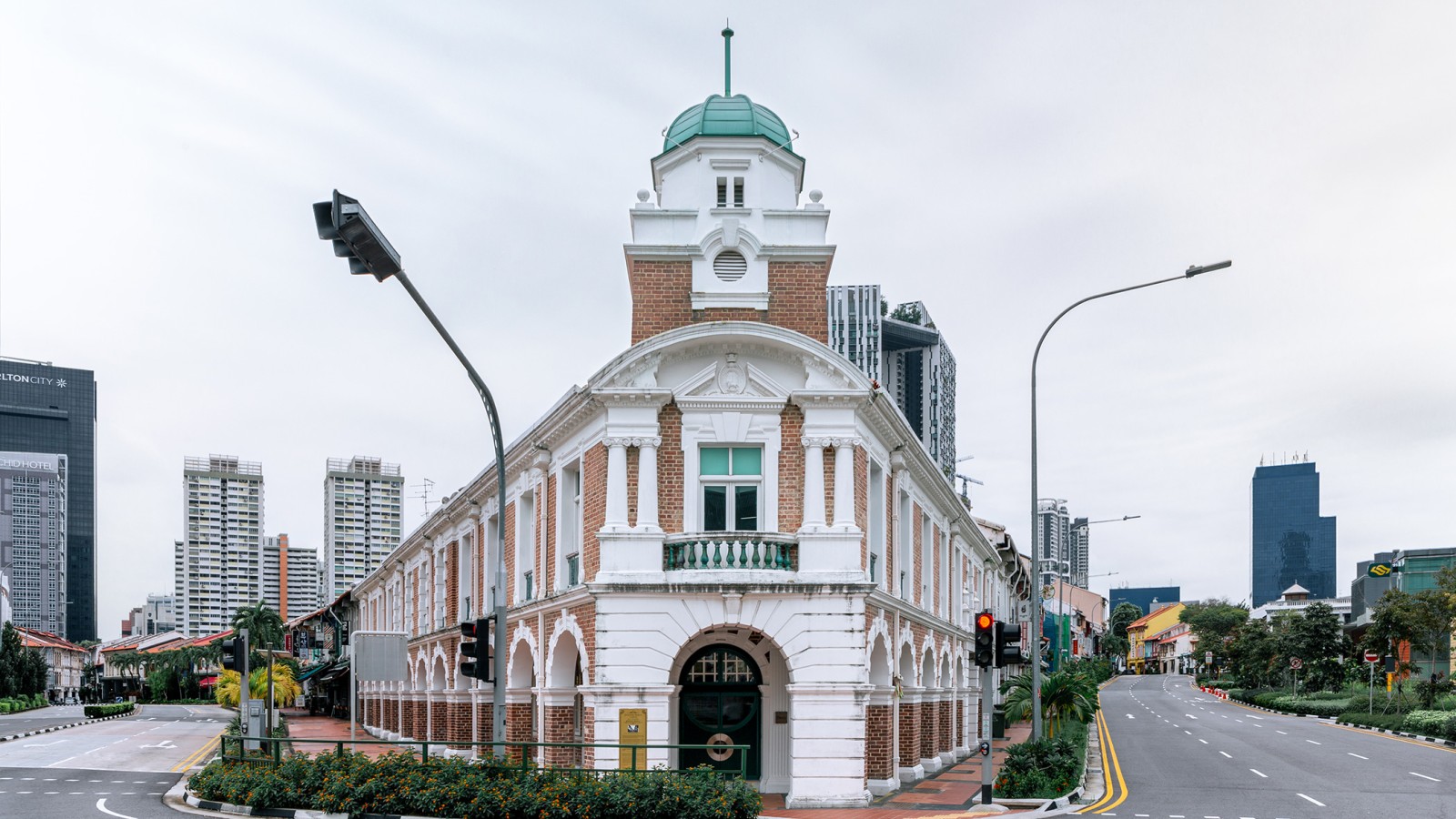 El restaurante Born está ubicado en la estación Jinrikisha, uno de los pocos edificios históricos de Singapur (© Owen Raggett) El restaurante Born está ubicado en la estación Jinrikisha, uno de los pocos edificios históricos de Singapur (© Owen Raggett)