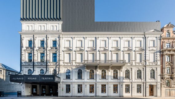 De edificio antiguo y deteriorado a joya arquitectónica: el Nuevo Teatro de Riga (© Jānis Salmanis) De edificio antiguo y deteriorado a joya arquitectónica: el Nuevo Teatro de Riga (© Jānis Salmanis)