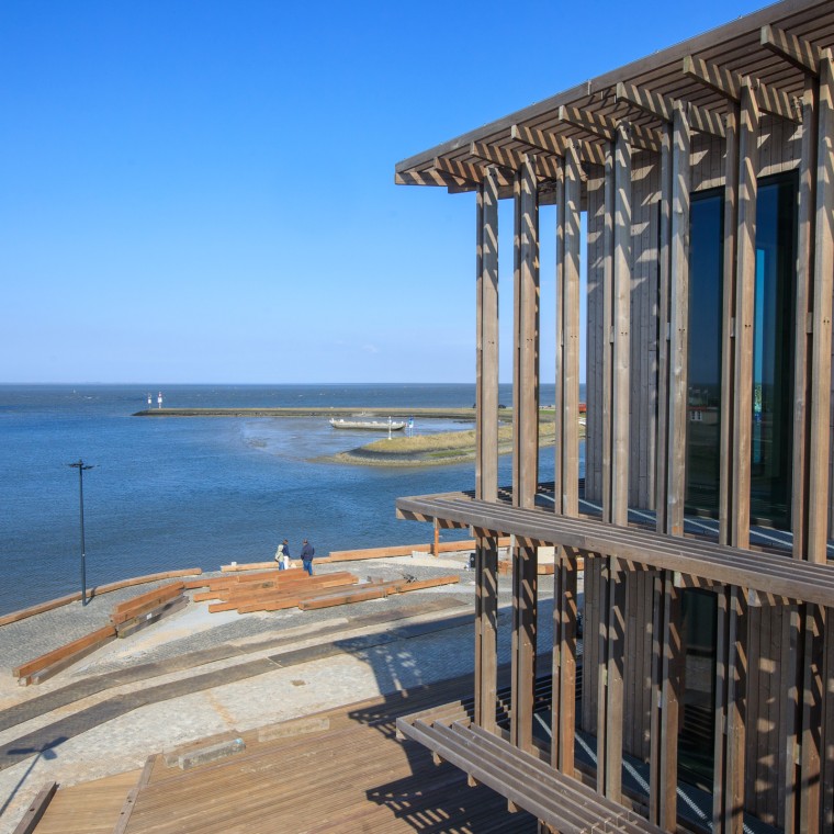 La famosa arquitecta danesa Dorte Mandrup diseñó el nuevo edificio para que resistiera las duras condiciones climáticas (© Tjeerd Visser).