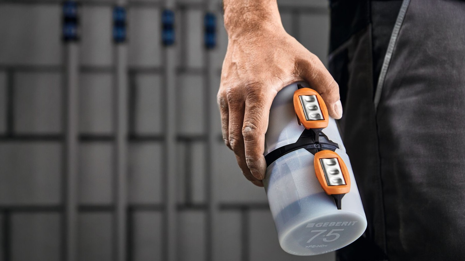 Geberit FlowFit está instalado en los edificios modulares StartBlock. (© Geberit) Geberit FlowFit está instalado en los edificios modulares StartBlock. (© Geberit)