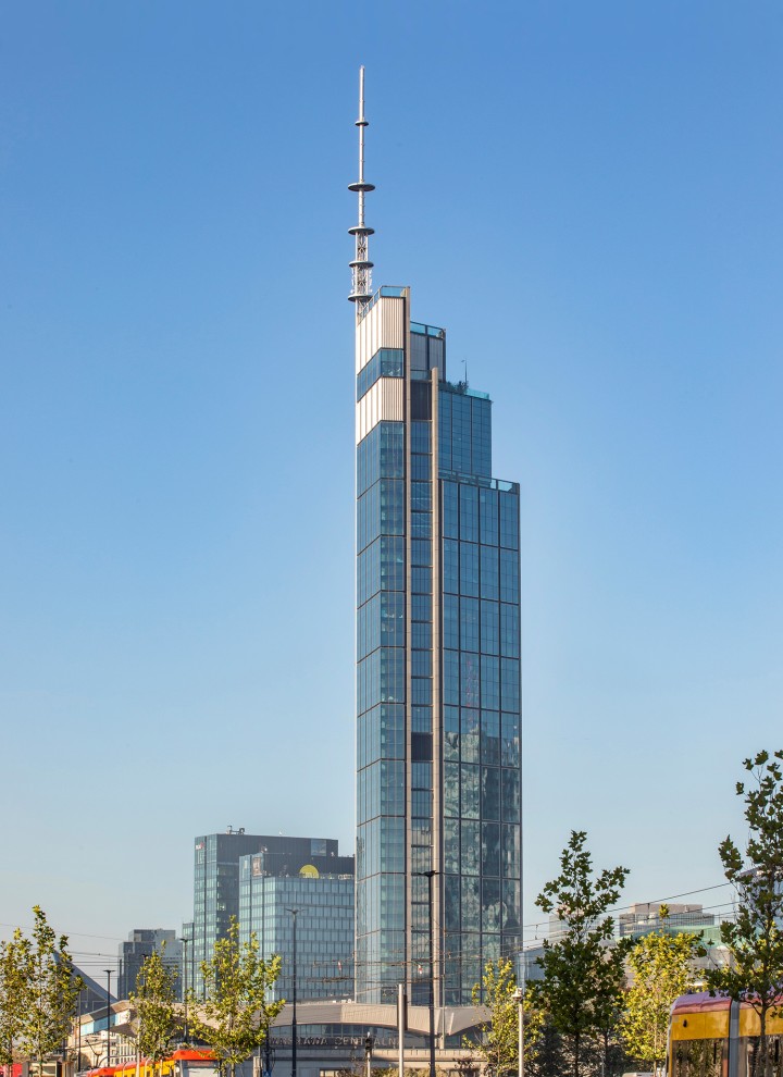 La Torre Varso es el rascacielos más alto de la Unión Europea (© Aaron Hargreaves/Foster + Partners) La Torre Varso es el rascacielos más alto de la Unión Europea (© Aaron Hargreaves/Foster + Partners)