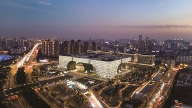Plaza de la Cultura, Changzhou (CN) 2022 (© ingDESIGN (Shanghái) Co.,Ltd)