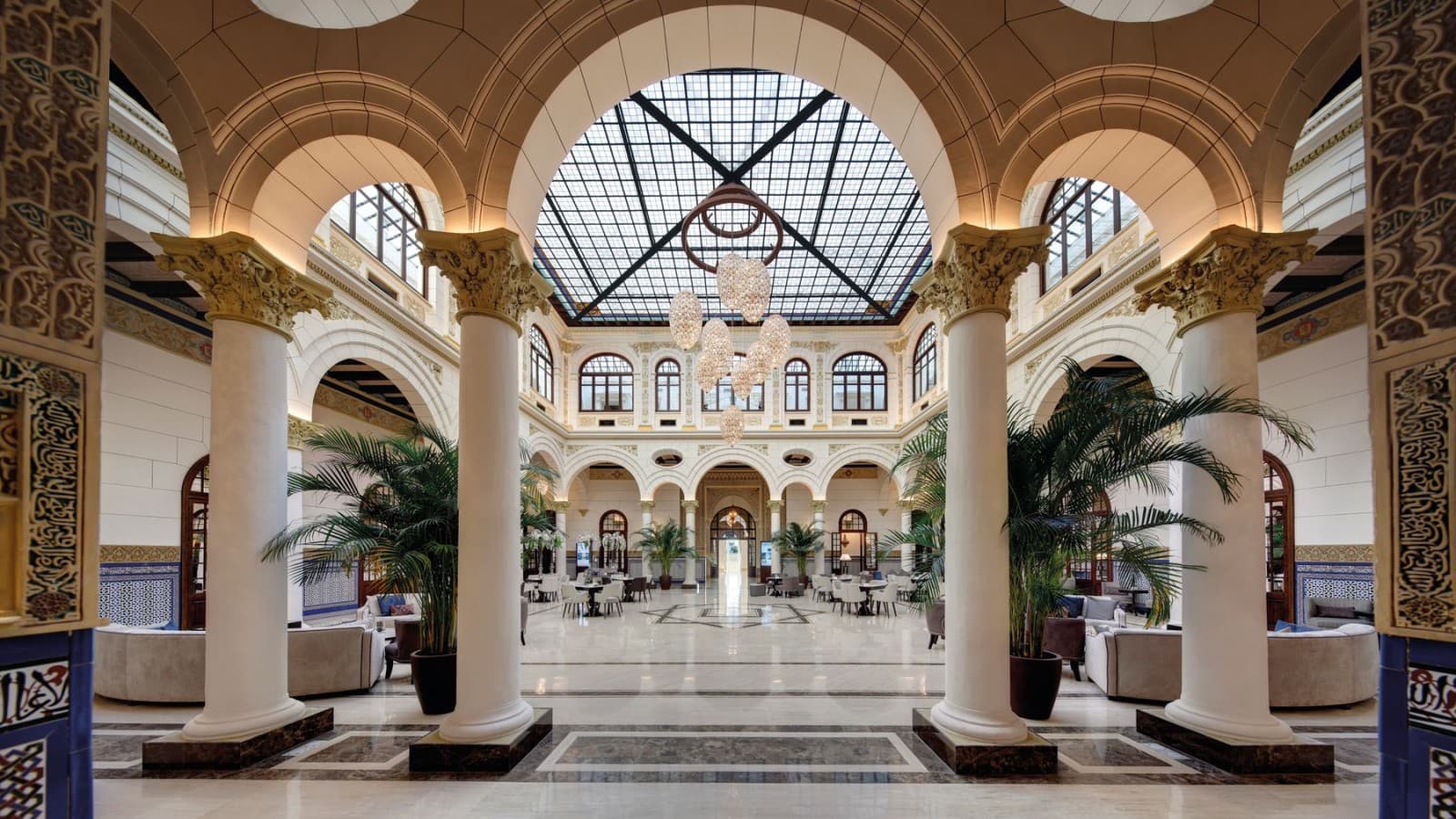 Hall entrada Gran Hotel Miramar 5* GL (© Estudio Seguí) Hall entrada Gran Hotel Miramar 5* GL (© Estudio Seguí)
