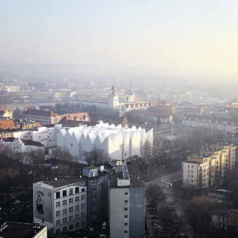 Auditorio Mieczyslaw Karlowicz en Szczecin, Polonia, vista aérea (© Simon Menges) Auditorio Mieczyslaw Karlowicz en Szczecin, Polonia, vista aérea (© Simon Menges)