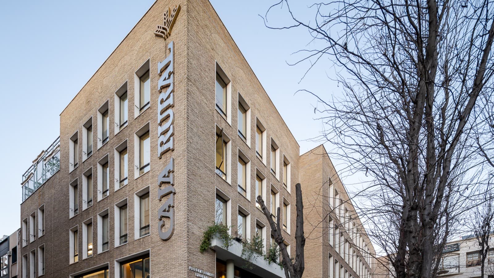 Sede central Caja Rural del Sur en Sevilla © Javier Orive www.javierorive.com Sede central Caja Rural del Sur en Sevilla © Javier Orive www.javierorive.com