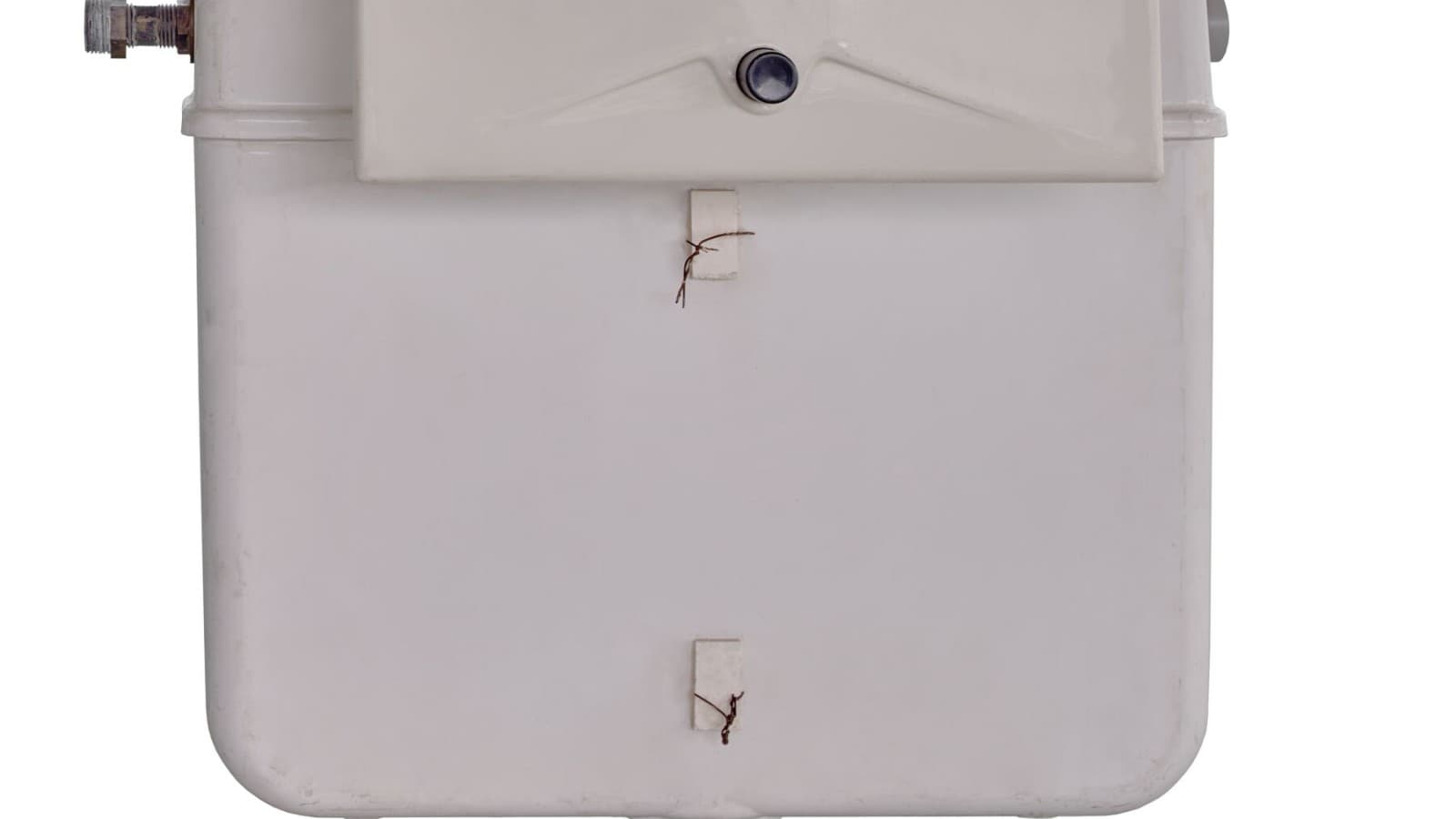 Primera cisterna empotrada Geberit en 1964 Primera cisterna empotrada Geberit en 1964