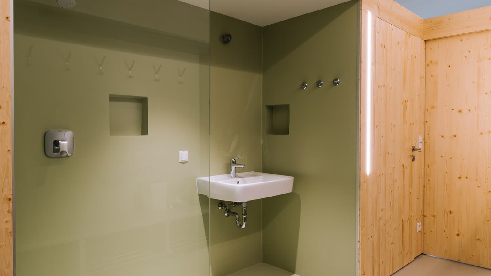 Arquitectura moderna que tiene en cuenta la protección de los monumentos históricos (© Christian Repnik) Arquitectura moderna que tiene en cuenta la protección de los monumentos históricos (© Christian Repnik)