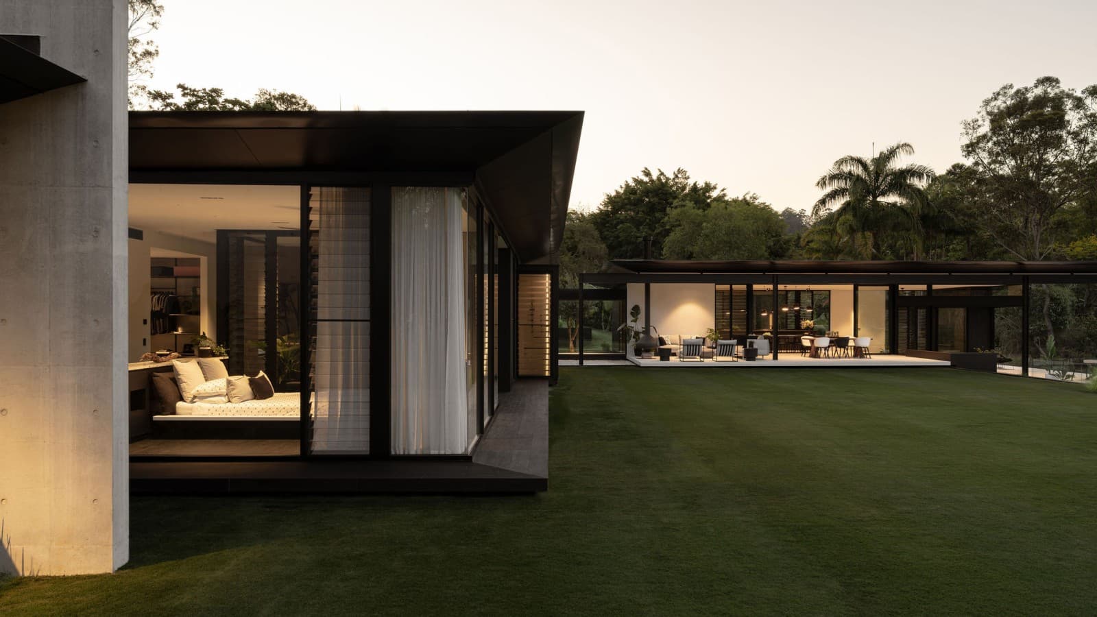Para Sarah Waller, la arquitectura no se trata solo de crear espacios, sino de diseñar la vida que se vive dentro de ellos (© Alyne Media). Para Sarah Waller, la arquitectura no se trata solo de crear espacios, sino de diseñar la vida que se vive dentro de ellos (© Alyne Media).