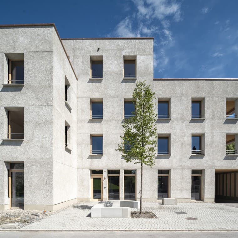 Materiales desarrollados internamente, como el hormigón de cáñamo Cancret, se utilizan en el proyecto de Widnau (© Openly / Jens Ellensohn) Materiales desarrollados internamente, como el hormigón de cáñamo Cancret, se utilizan en el proyecto de Widnau (© Openly / Jens Ellensohn)