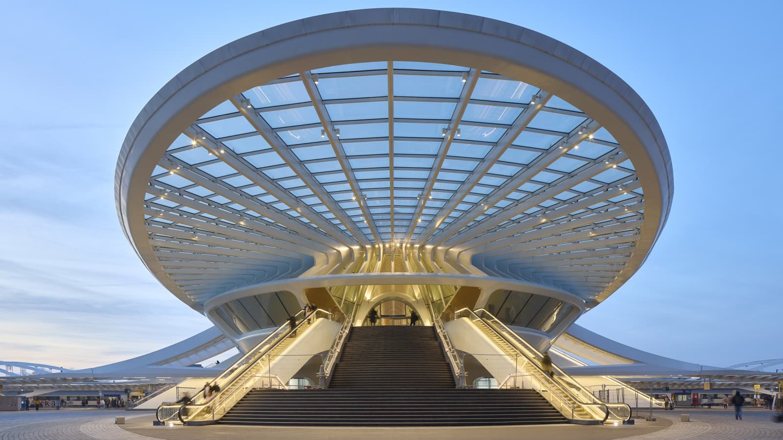 La Gare de Mons se ha convertido en un símbolo de la ciudad belga de Mons (© Oliver Schuh, Palladium Photodesign) La Gare de Mons se ha convertido en un símbolo de la ciudad belga de Mons (© Oliver Schuh, Palladium Photodesign)