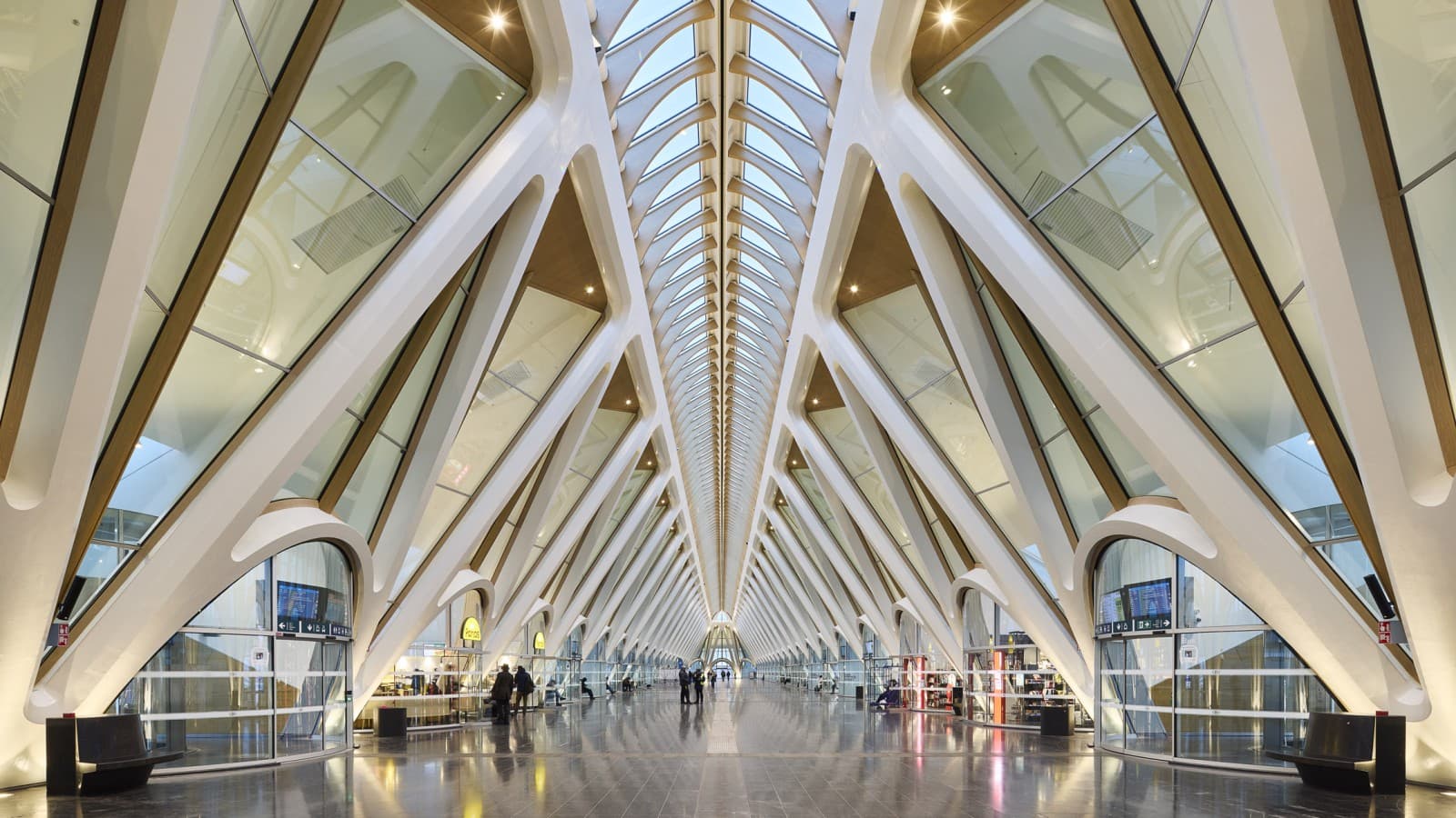 La estructura de acero lleva la firma del arquitecto hispano-suizo Santiago Calatrava (© Oliver Schuh, Palladium Photodesign) La estructura de acero lleva la firma del arquitecto hispano-suizo Santiago Calatrava (© Oliver Schuh, Palladium Photodesign)