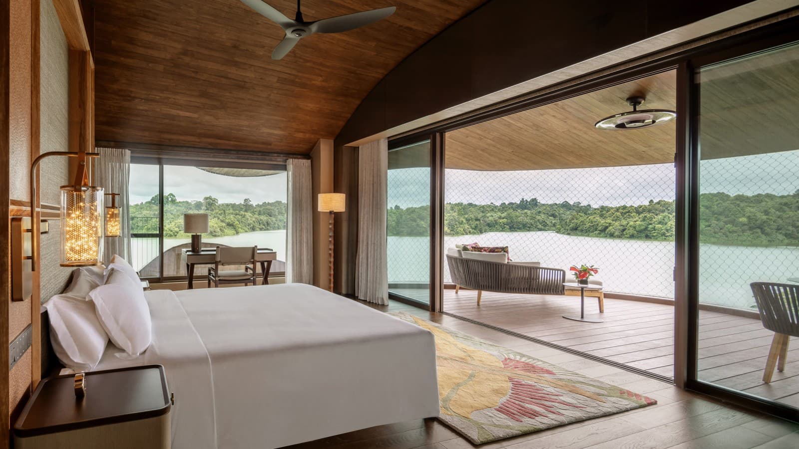 Las casas con forma de vainas de semillas ofrecen vistas al agua y la selva (© Banyan Tree) Las casas con forma de vainas de semillas ofrecen vistas al agua y la selva (© Banyan Tree)