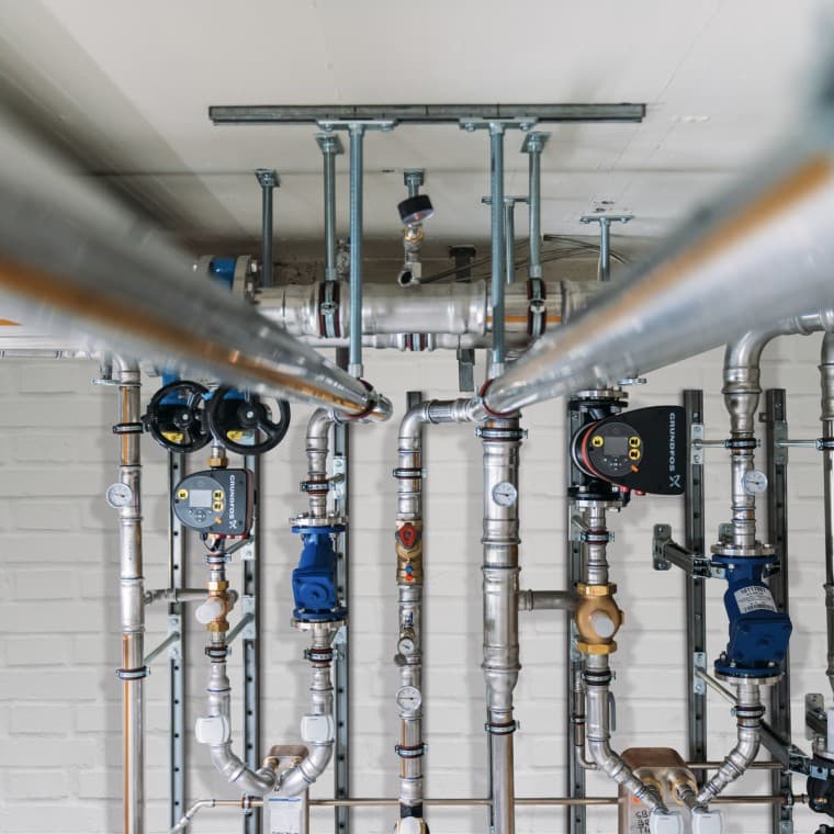 Geberit Mapress Therm ofrece una protección fiable contra la corrosión externa en circuitos cerrados de refrigeración o enfriamiento con formación de condensado: Geberit Mapress Therm ofrece una protección fiable contra la corrosión externa en circuitos cerrados de refrigeración o enfriamiento con formación de condensado: